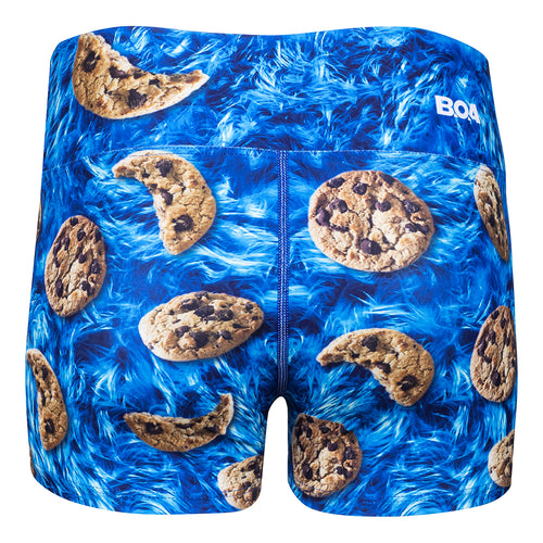 rear Cookie print short with blue fur background